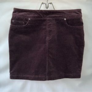 S.C. & CO. - Burgundy Corduroy Skirt - Size 6